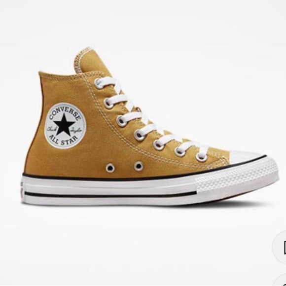 Converse Shoes - NWT amber converse high tops